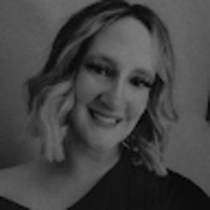 Meet your Posher, Myra